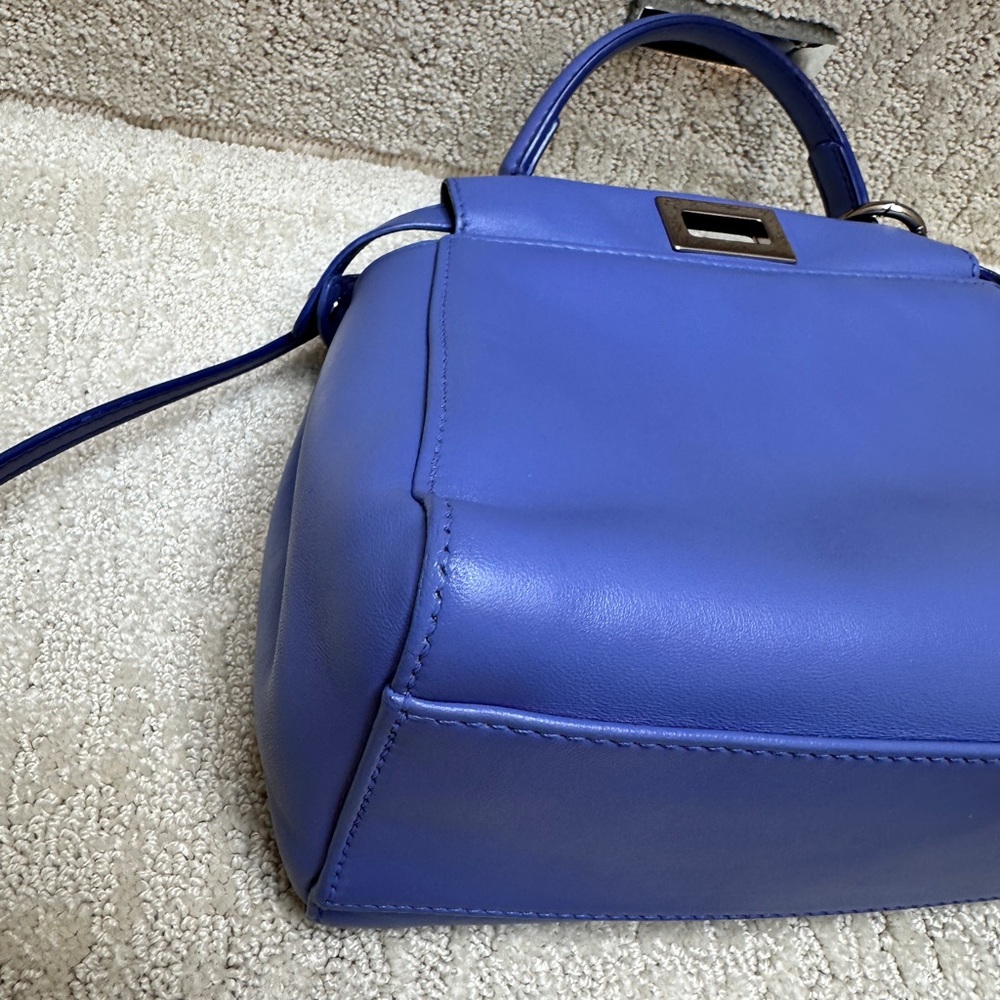 Fendi Mini Peekaboo in purple lilac - Picture 8 of 14